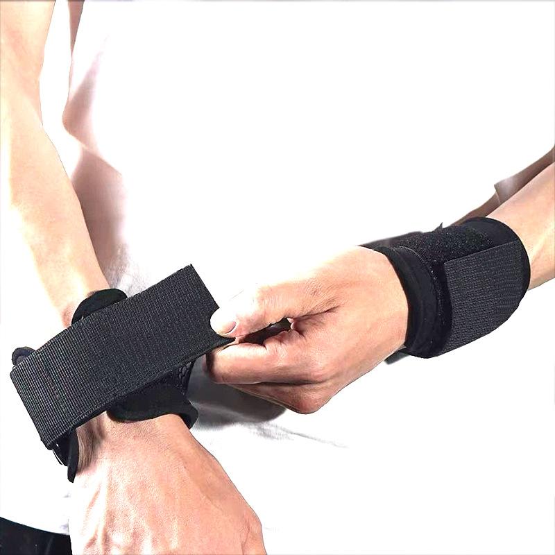 Custom Polyester Wrist Support for Weight Lifting Gym Training with Breathable Adjustable Lightweight Comfort