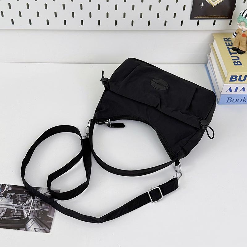 Japanese INS Style Soft Girl Crossbody Bag – Lightweight, Cute, Versatile Mini Dumpling Bag for Students
