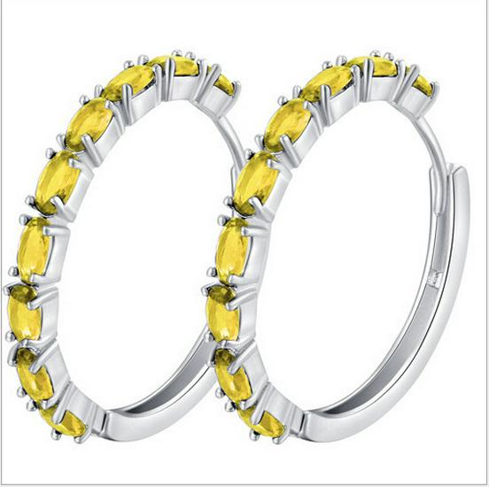 European & American Fashion Zircon Ear Cuffs: Versatile, Stylish Egg-Shaped Earrings for Women’s Street Style