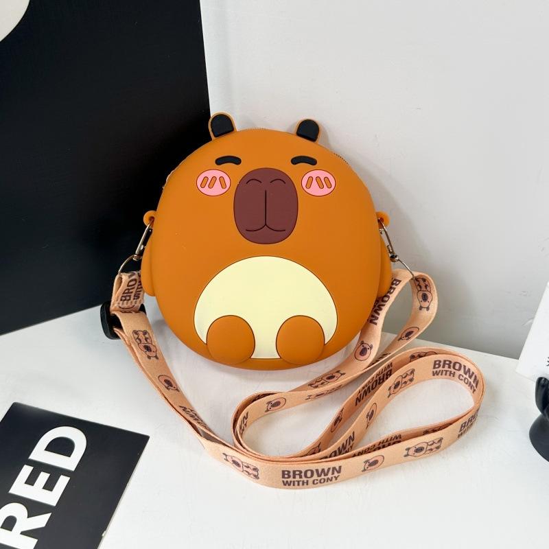 

Popular children s change bag Kapibara student satchel handbag bag versatile silicone bag change bag коричневый