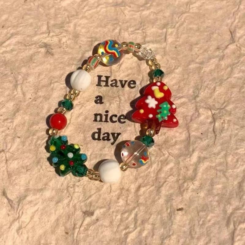 Christmas Series Woven Bracelet with Gingerbread Man Pendant  Practical Holiday Home Decor  Jewelry   Christmas  Tree