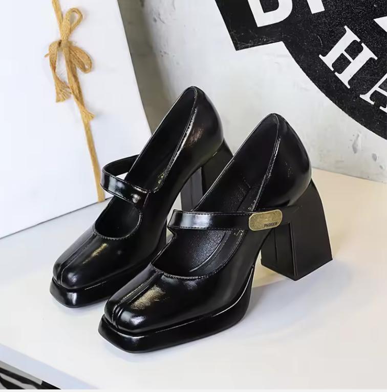 

Retro Style European And American High Heels Women s Shoes Thick Heels Waterproof Platform Metal Buckle One-Strip Single Shoes 40(EU 39.5)