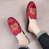Slippers men's bags and embroidered bag heads wear sandals when they go out, and men's loafers with one foot.