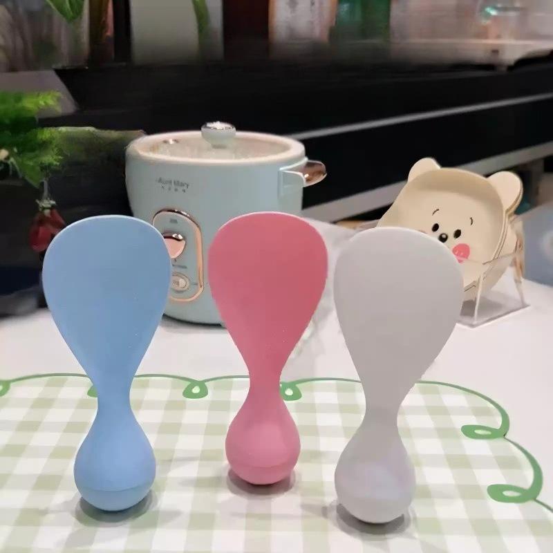 1 PC tumbler-style non-stick rice scoop that won't damage pots or pans; easy-to-clean, stand-up rice scoop for home use; suitable as a holiday gift.