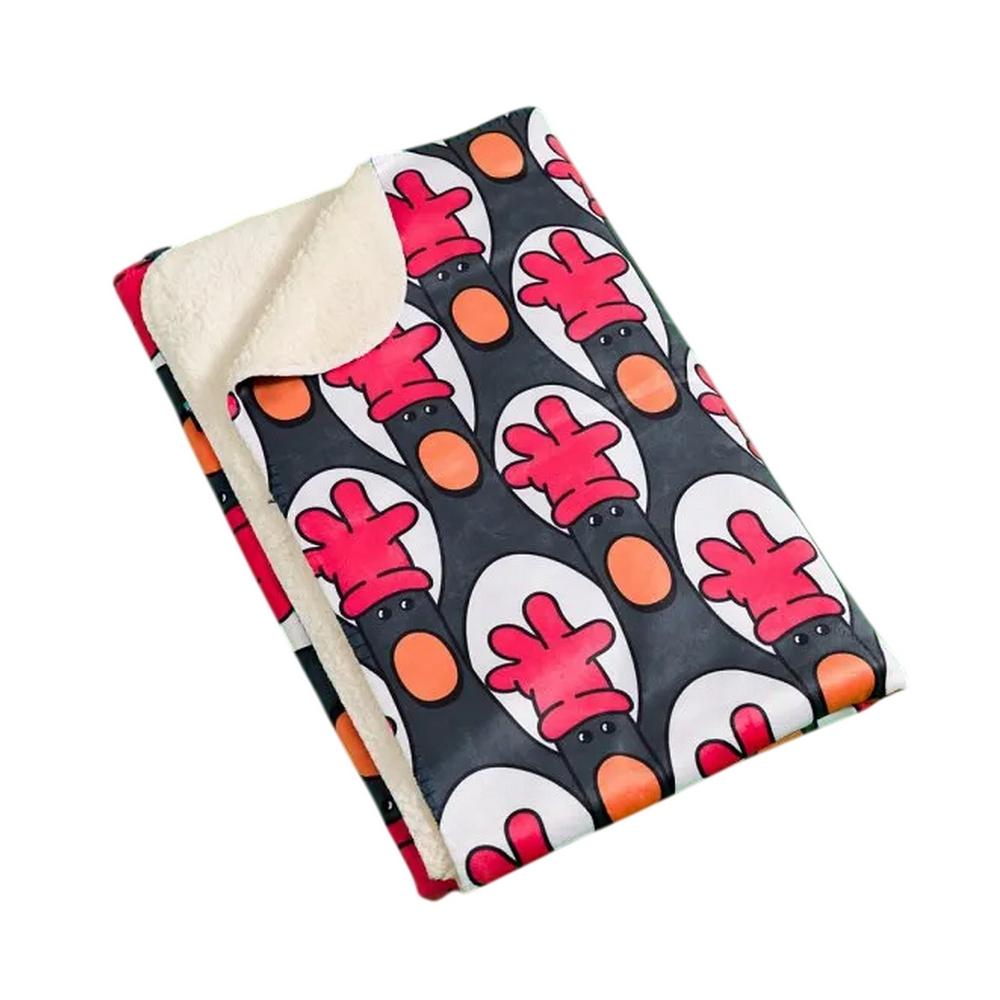 Wallace and Gromit Fleece Feathers McGraw Blanket