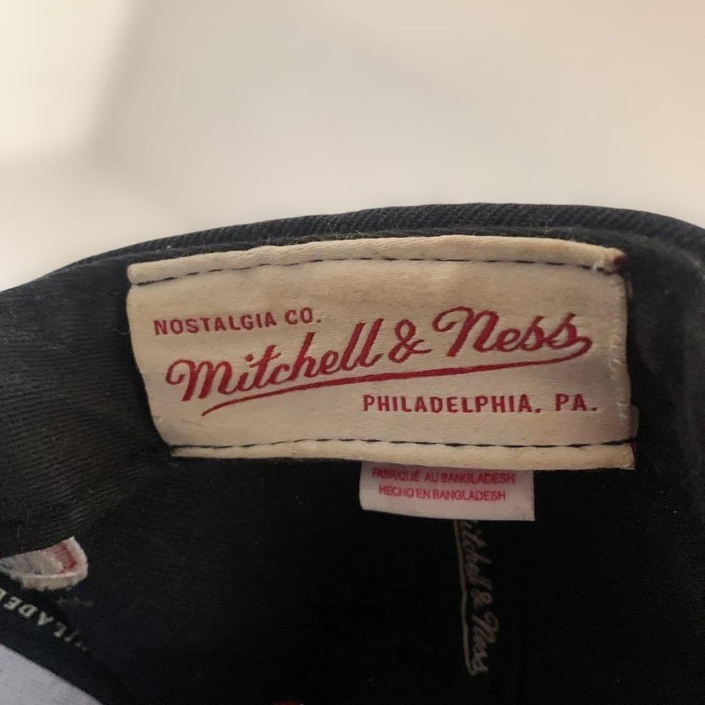 Used 2 Mitchell & Ness Chicago Bulls Caps