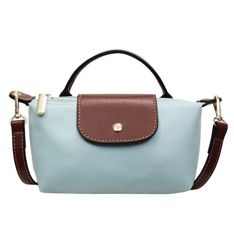 Sacs Nouveaux sacs en toile pour femmes Été léger luxe discret niche navetteur premium sacs bandoulière messager