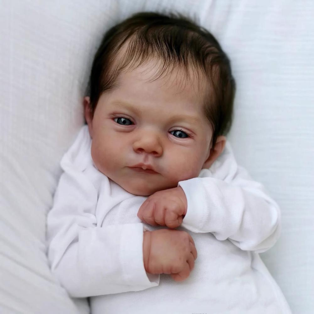Lebensechte 20 Zoll Reborn Babypuppe Weicher Stoffkörper PP Baumwolle Neugeborenenpuppe Realistisches Aussehen 3D Hohe Farbmalerei Hautsimulation Puppen für Kinder Spielzeug