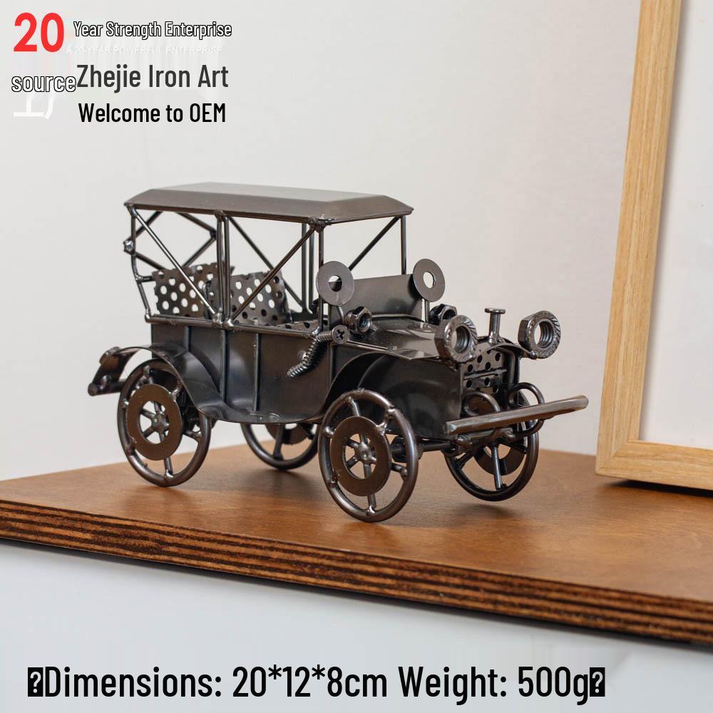 Exquisite Retro Classic Car Electroplated Metal Ornament for Living Room or Bedroom