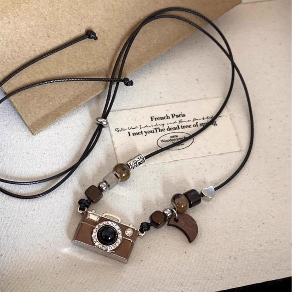 Vintage Brown Camera Pendant Necklace Hip-Hop Fashion Accessories  For Cool Girls