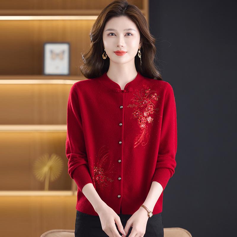 Mom's Stylish Chinese-Style Wool Cardigan for Middle-Aged Women