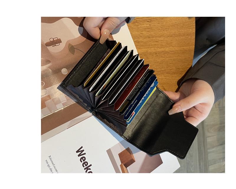 2025 Women's Genuine Leather Card Holder: Stylish, Exquisite ID Bag with Multiple Slots and Anti-Demagnetization Cowhide.