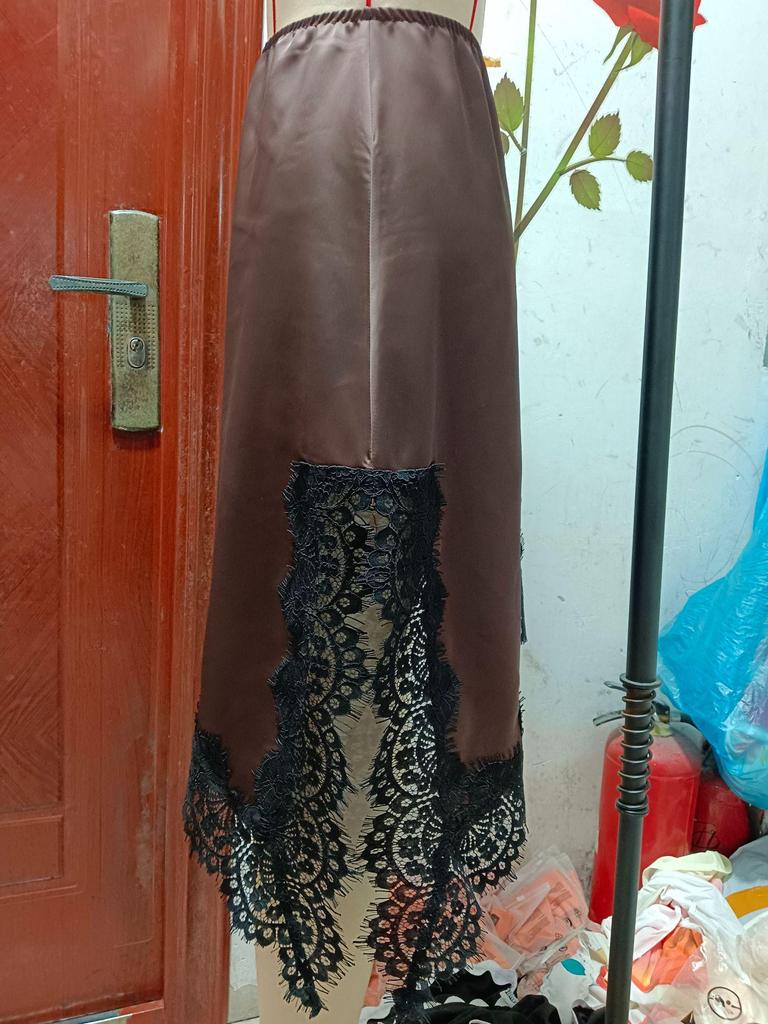 European-American 2025 Autumn Women's Satin Lace Slim A-line Midi Skirt with Irregular Slit