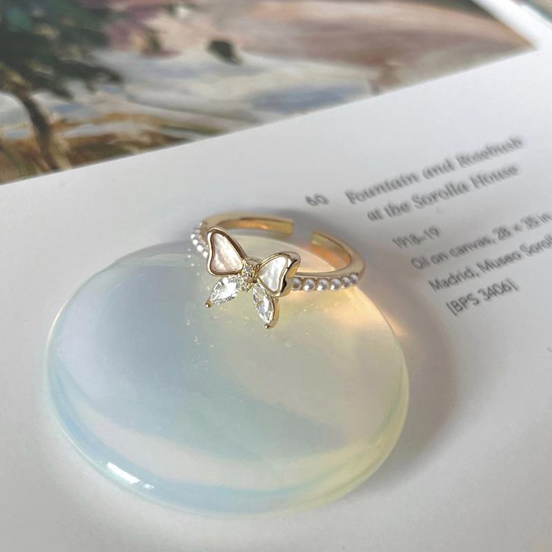 Camellia Butterfly Fashionforward Pearl Copper Ring For Women With Unique Shape Geometric