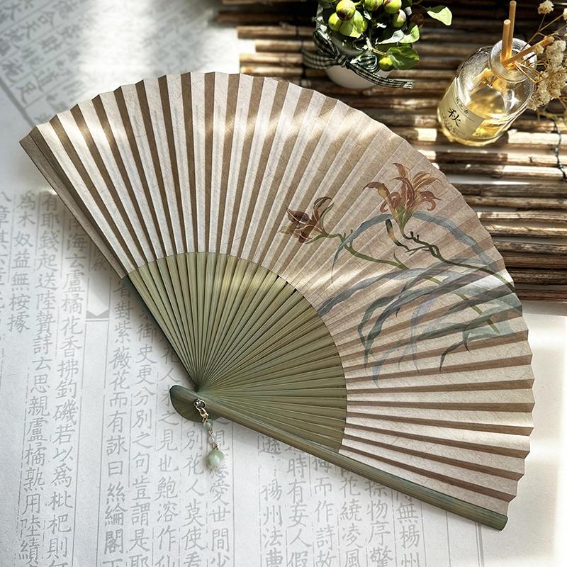Customized Pre-sale Folding Fan in China Portable Women s Folding Fan Decorative Craft Fan Home Decoration Diplomatic Gifts
