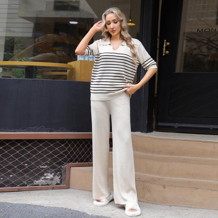 

Комплект из двух предметов: вязаный топ в стиле колор-блок и брюки с высокой талией и широкими штанинами One Size абрикосовый