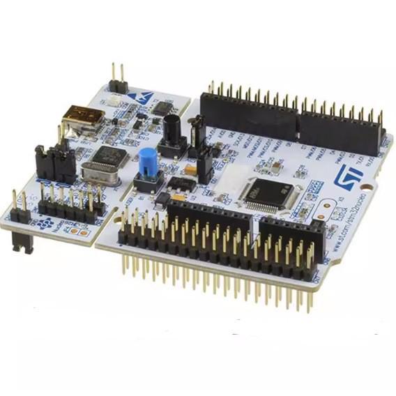 

Оціночна плата STM32 Nucleo-64 F446RE