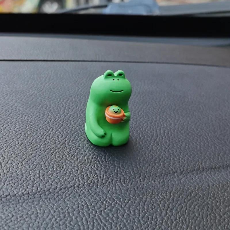 Car Decoration Cartoon Animal Cat Ornaments Japanese ZAKKA Frog Car Interior Decoration Office Table Ornaments Car Accessories