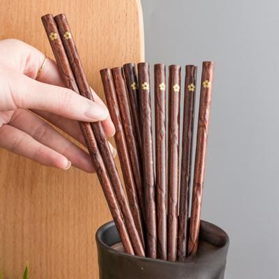 Japanese Sushi Chopsticks Natural Wooden Eco-Friendly Reusable Wood Korean Chinese Food Chop Sticks Set Cute Chopsticks