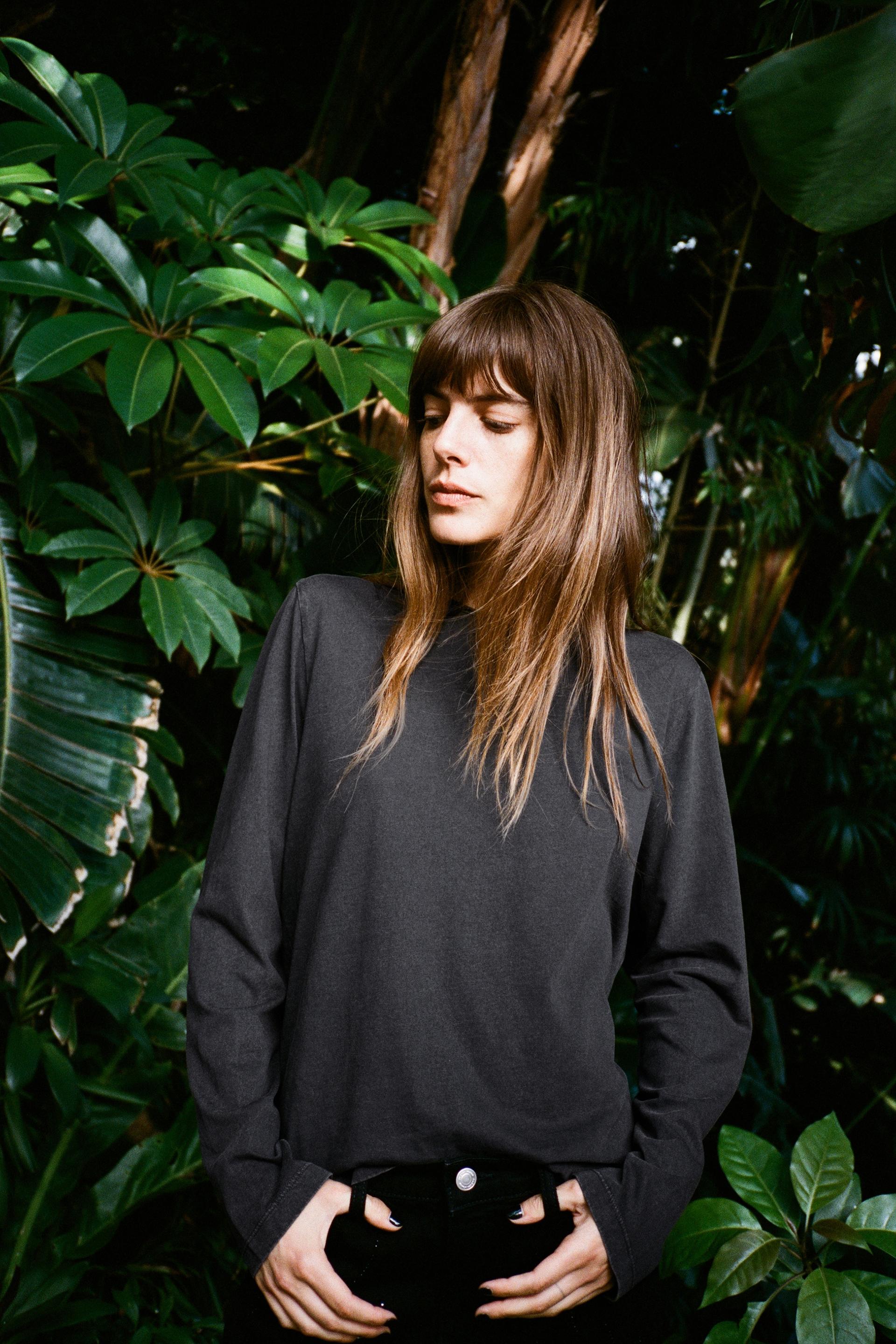 

ВЫЦВЕТАННАЯ ФУТБОЛКА