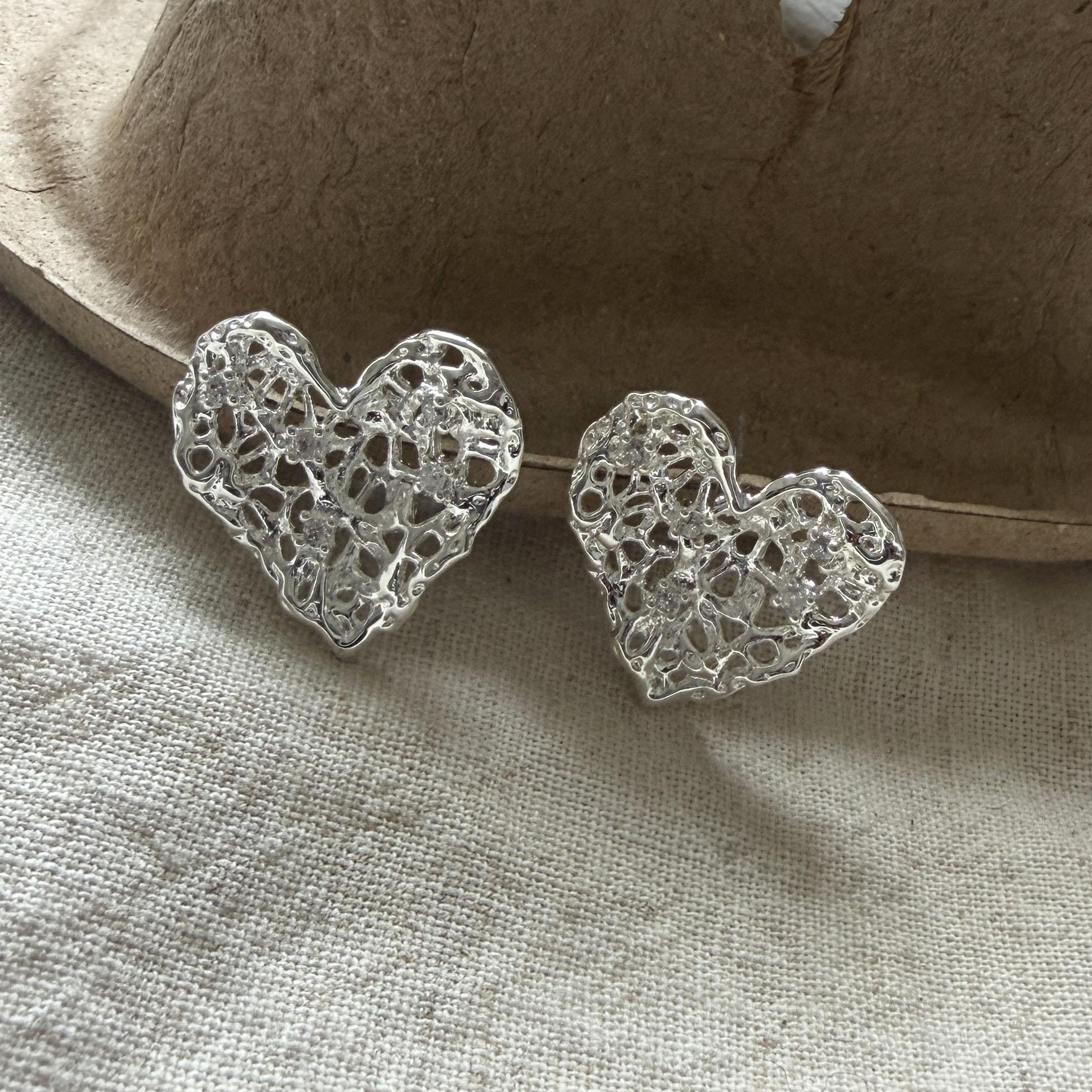 

925 Sterling Silver Vintage Earrings For Women Trendy Simple Retro Heart Shape Earring Jewelry Prevent Allergy Party Accessories