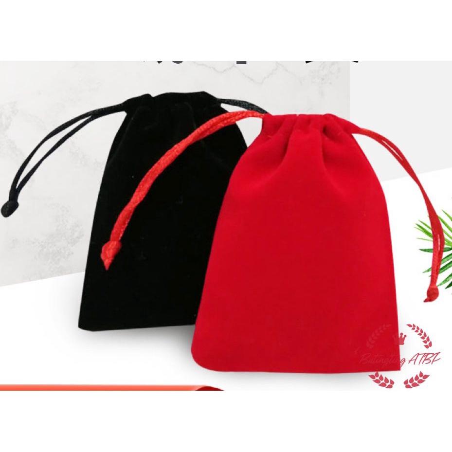 1Pc Luxury Velvet Pouches For Jewellery Storage Available Small Fabric Bags For Bracelet Sachet Bags Gift Package Accessories