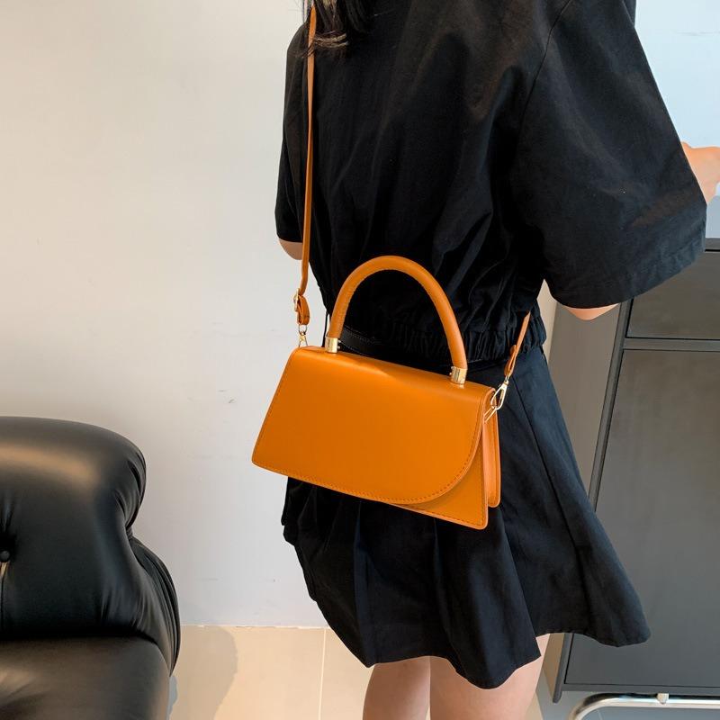 Summer new bag women's fashion simple shoulder bag casual commuter messenger bag niche handbag women's bag