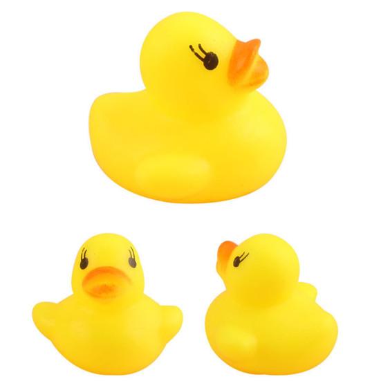 5Pcs Bath Toy Squeaky Duck Baby Water Toy Compact Children Hearing