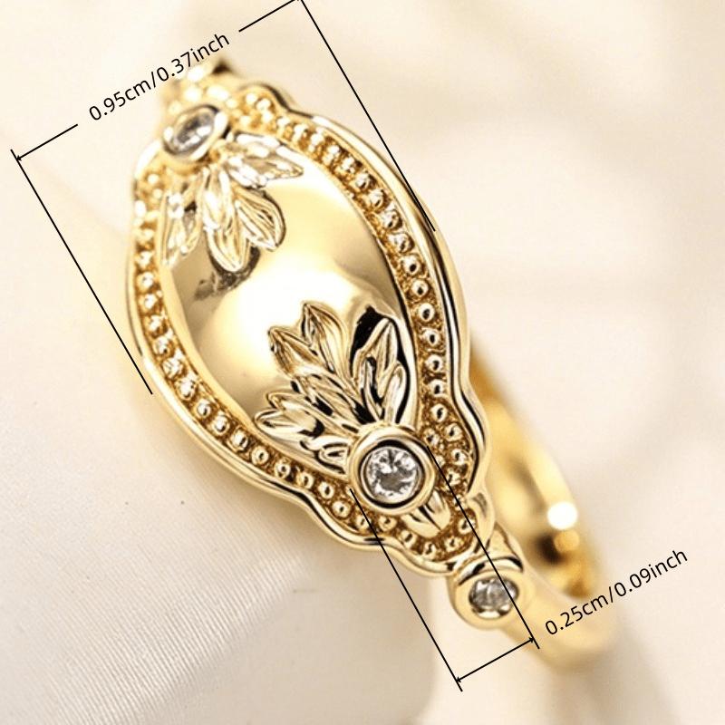 Vintage Gold Color Carved Leaf Pattern Inlaid with White Synthetic Zircon Ring Women's Banquet Party Jewelry Accessories Gift