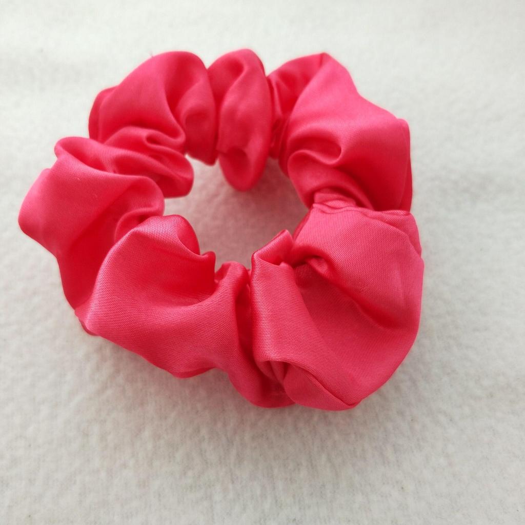 Satin Silk Hair Tie: High-End Women's Rubber Band for Elegant Buns