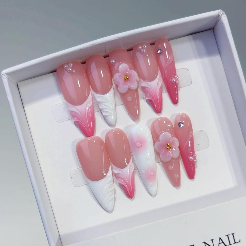 Pure Handmade 3D Gradient Pink Pearl Almond Nails - European & American Style