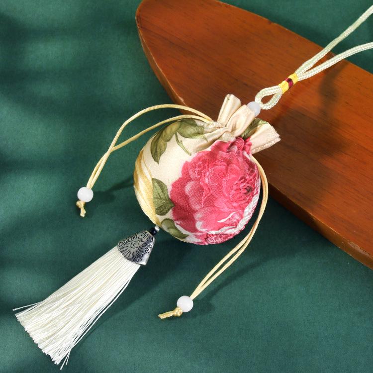 Embroidered Lavender Sachet: Dragon Boat Festival Car Pendant, Mosquito Repellent for Babies and Kids