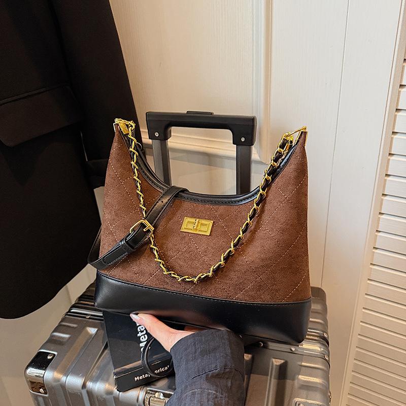 Vintage niche suede rhombus chain underarm bag 2025 women's autumn new shoulder bag popular messenger bag