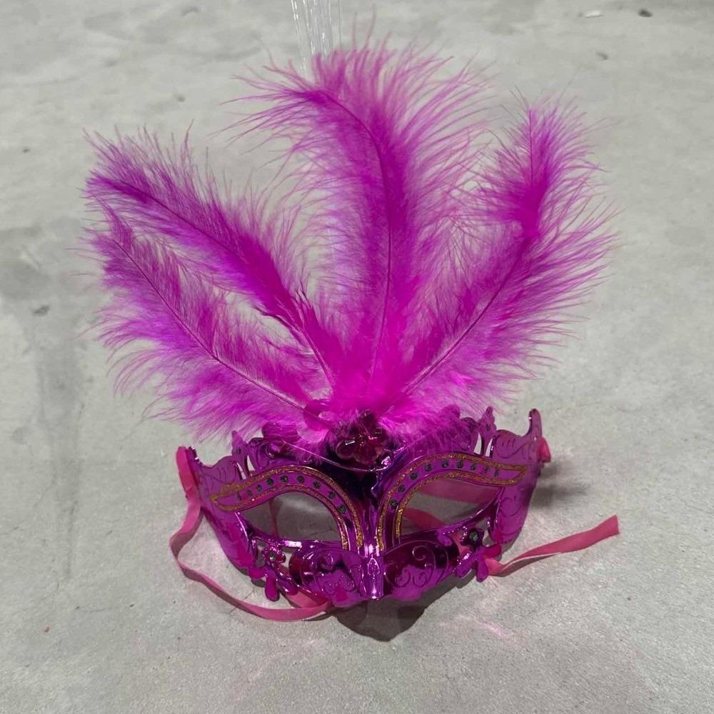 Hollow Out LED Glowing Mask Party Supplies Venice Masquerade Masks Feather Butterfly Mask Party