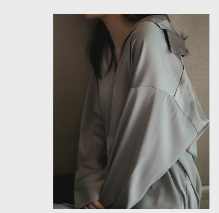 White Women's Retro Hong Kong Style Loose Satin Drape Shirt