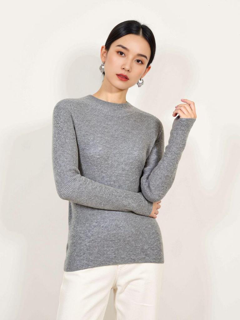 Women's Seamless Wool-Cashmere Slim Fit Sweater - Long Sleeve, Semi-High Neck, Solid Color