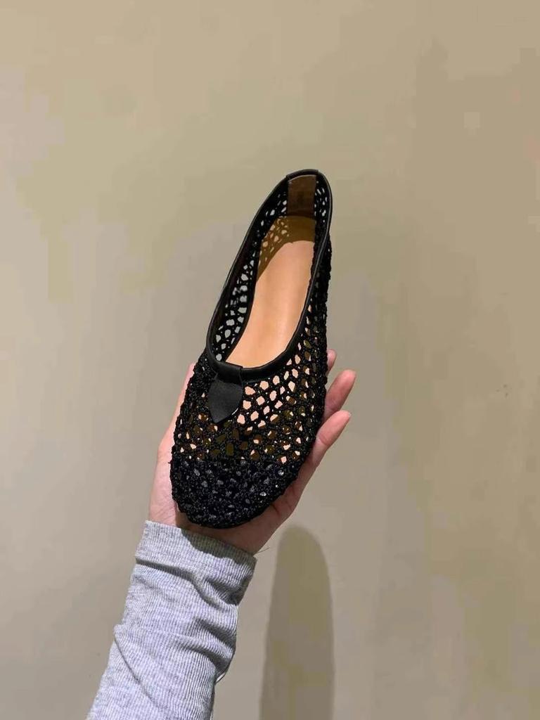 Round head woven hollow flat bottom shallow mouth single shoes Mary Jane women's shoes 2025 Korean version spring and summer new comfortable sandals