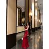 The royal sister's temperament shows her figure, retro red suspender dress, beautiful waist halter, hip wrap, fishtail skirt summer