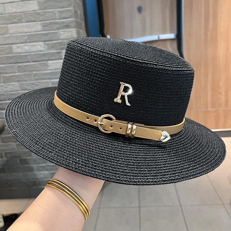 Women's Vintage Straw Hat with Adjustable Strap and Metal R Buckle for Beach and Outdoor Leisure