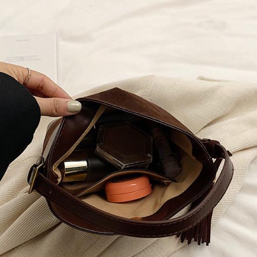 Ielgy Retro Fashion Hand-Carry Bucket Bag Autumn Winter Frosted Casual Shoulder Bag Niche High-End Female Bag