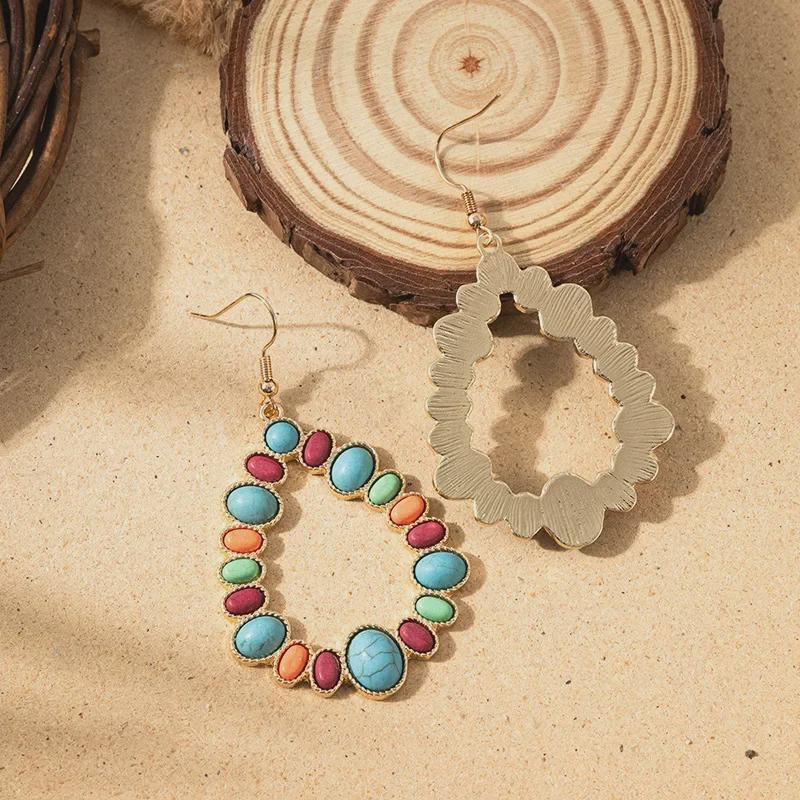 2024 Stylish Retro Luxury Earrings for Women: European & American All-Match High-End Design