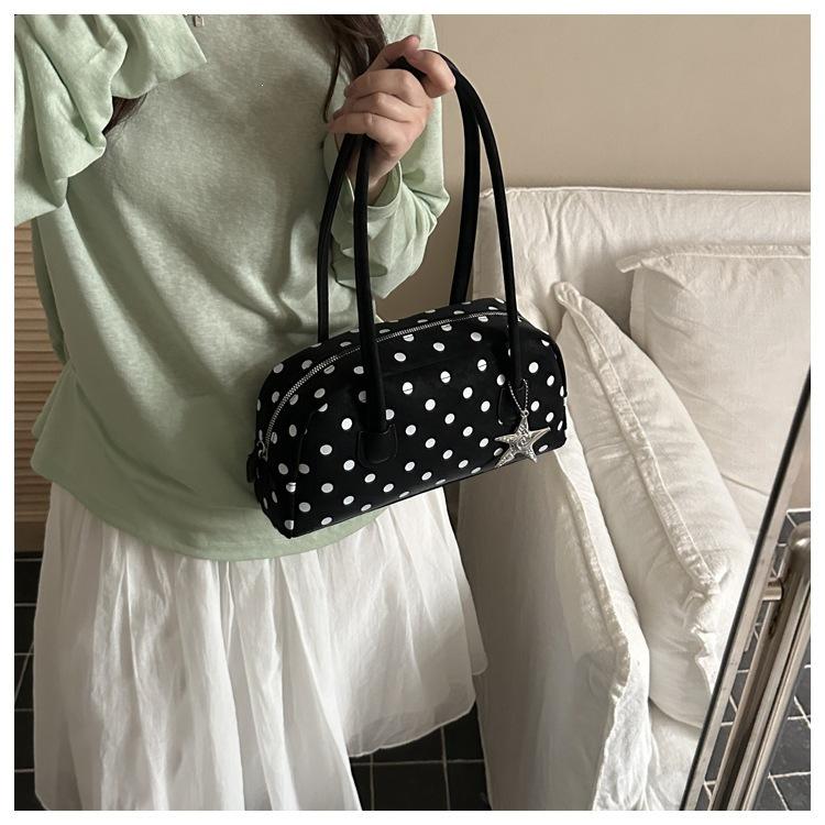 Niche Style Bowling Bag With Polka Dots, Fresh And Sweet Shoulder Bag, Commuting Fashion Trend, Armpit Pillow Bag