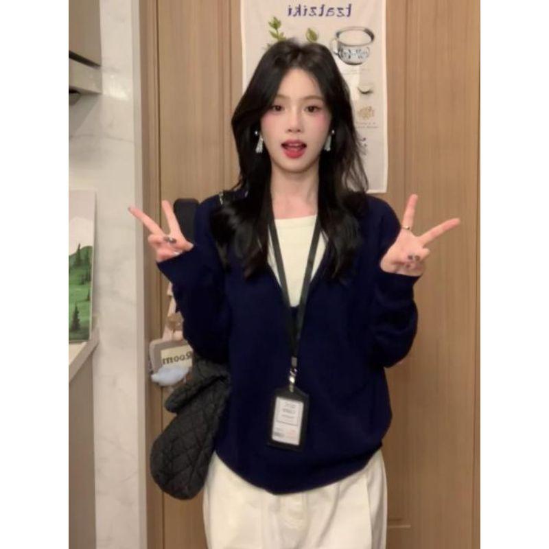 

Корейский стиль Контрастные цвета Ложный двухкомпонентный Свободный Сдержанный стиль преппи Свитер Женский Осень и Зима Свободный Мягкий Вязкий Трикотаж Внутренний Базовый Топ Navy 2XL