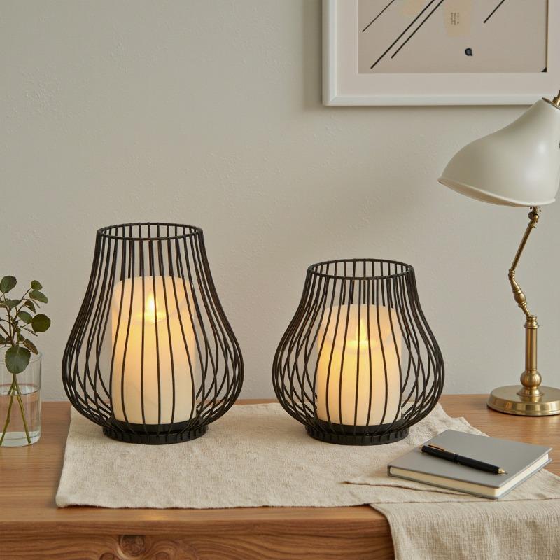Iron Candlestick Ornaments, Romantic Decorations for Living Room Dining Tables, and Home Romantic Display Arrangements