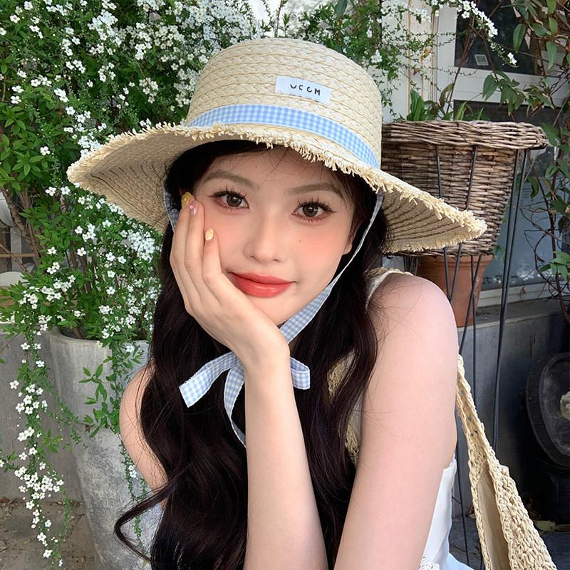 Summer Stylish Wide Brim Straw Hat For Women With Sweet Cute Design Ideal For Beach