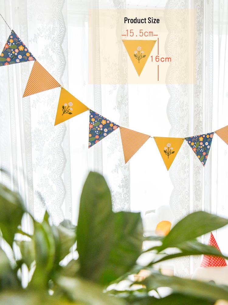 Wimpelkette für Kindergeburtstage – ideal für Babys ersten Geburtstag, als Partyhintergrund oder Zeltdekoration beim Camping.