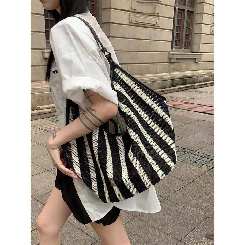 

Special-Interest Design Satchel Vegetable Basket Bag Female Idle Style Stripes Woven Shoulder Bag Large Capacity Commuter Tote Black