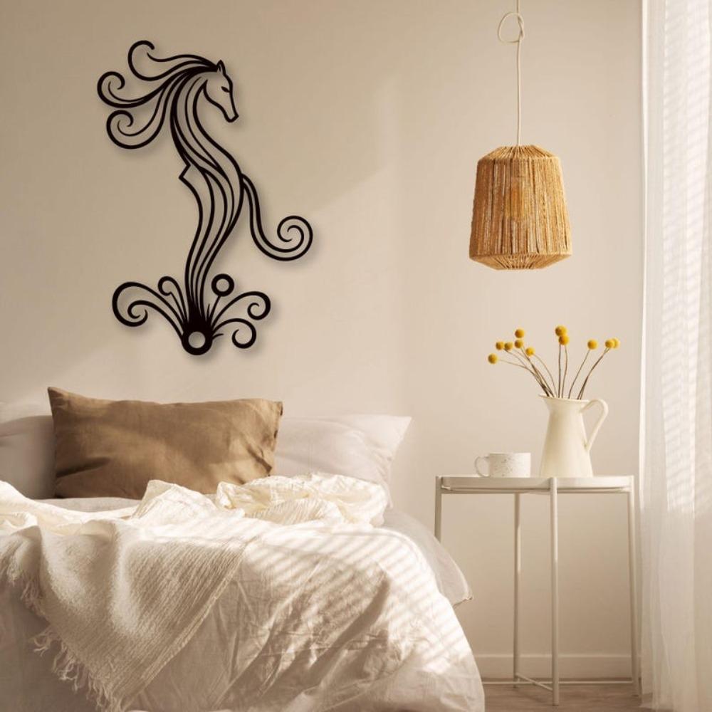 Wrought Iron Horse Head Wall Decor, Modern Animal Metal Art, Equestrian Home Decoration for Living Room, Black Abstract Sculpture