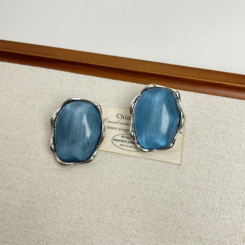 Summer Sky Blue Opal Earrings Women's Niche Temperament Light Luxury High-end Ring Stud Earrings
