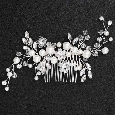 Bridal Hair Comb Crystal Hairpin Wedding Headpiece Pearl Decorative Hair Accessory for Brides and Special Occasions with Floral Design